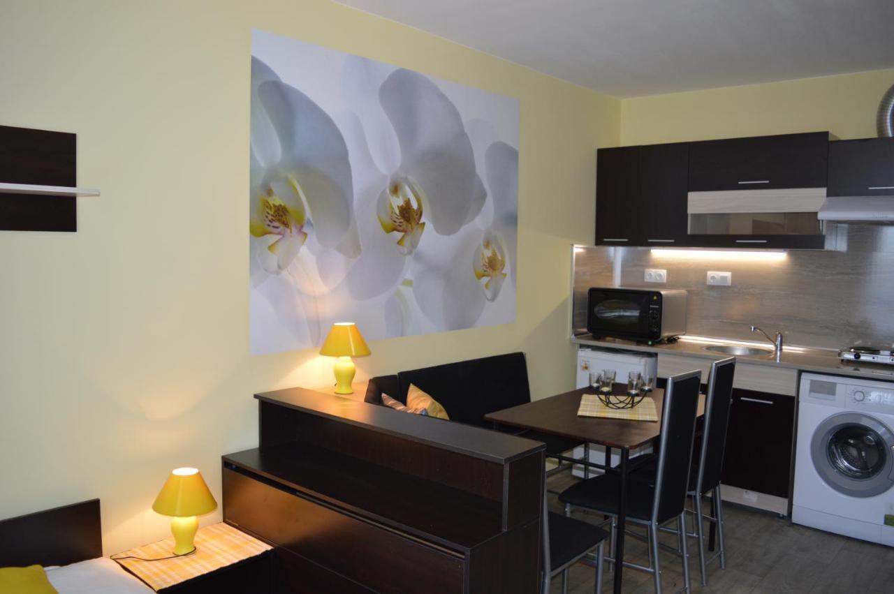 Medical University Apartments Пловдив Экстерьер фото