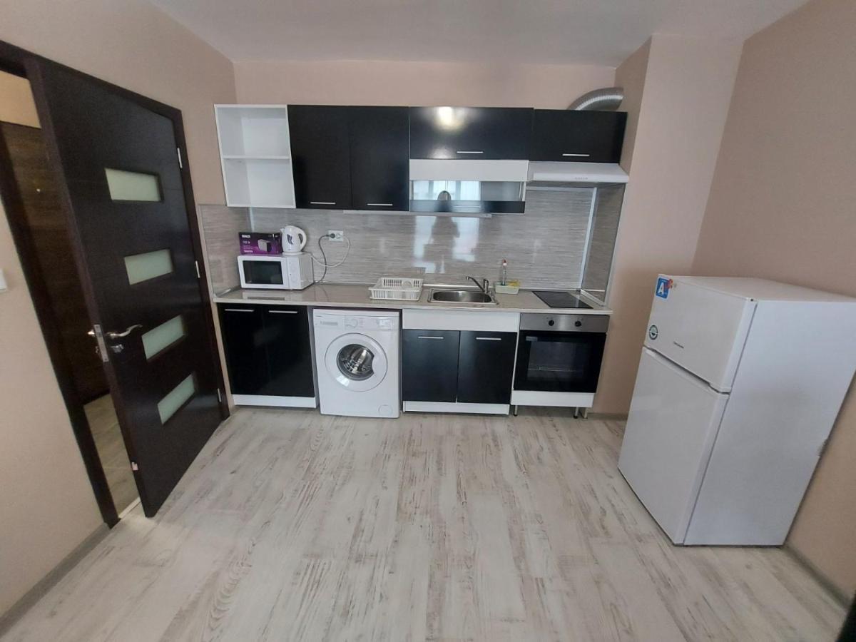 Medical University Apartments Пловдив Экстерьер фото