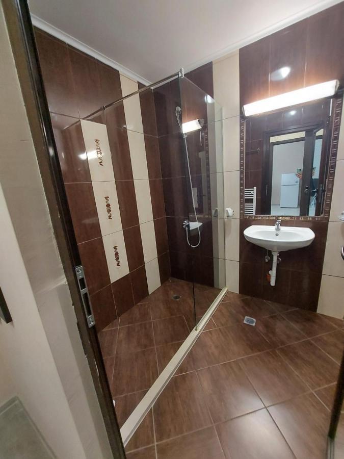 Medical University Apartments Пловдив Экстерьер фото
