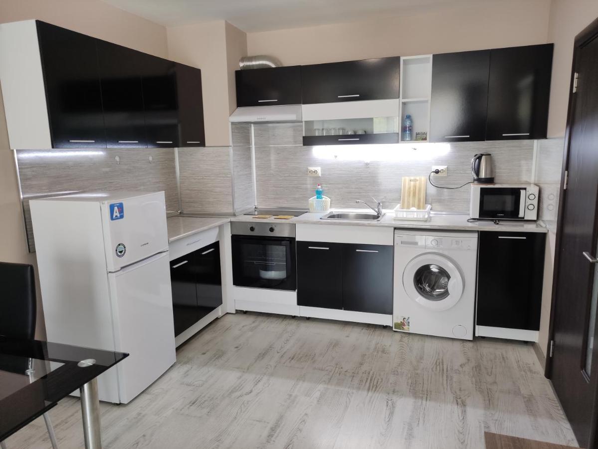 Medical University Apartments Пловдив Экстерьер фото